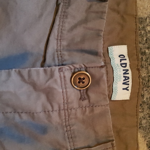 Old Navy Twill Shorts - Picture 6 of 7